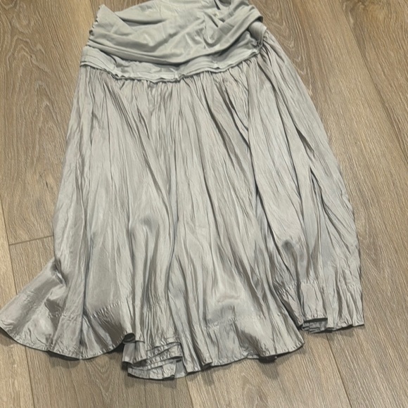 Donna Karan Silver Mini A-Line Skirt Pleated Wrap - Picture 4 of 4